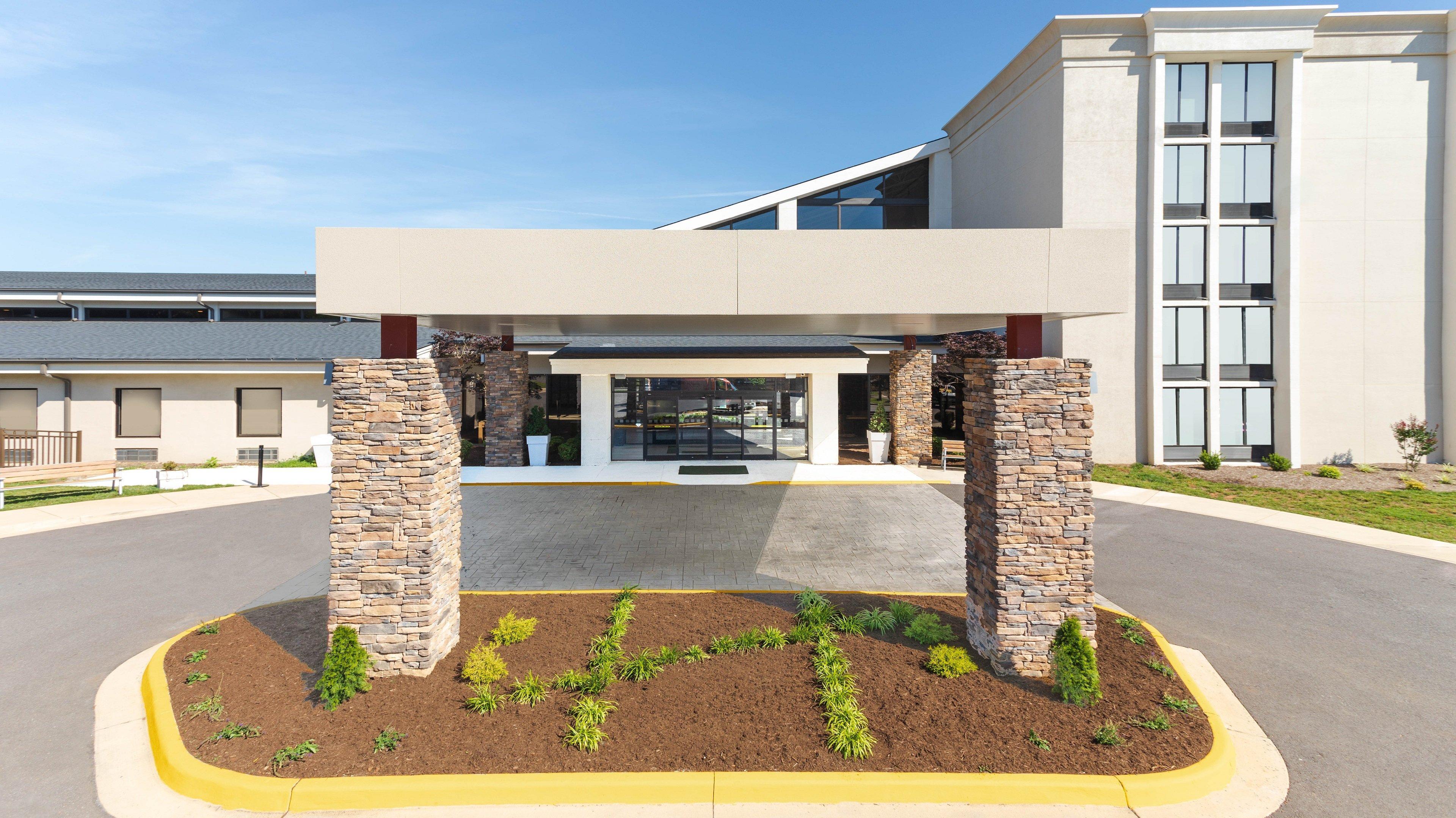 Holiday Inn Roanoke Airport - Conference Ctr By Ihg Dış mekan fotoğraf